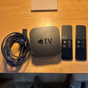 Apple TV (4th Generation) 32GB HD Media Streamer, A1625 W/ Remote and Power Cord